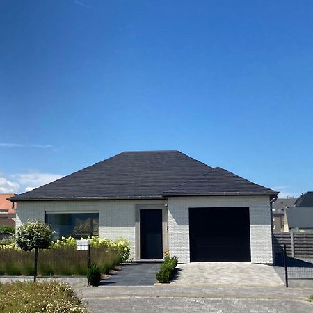 Huswell - Spacious Bungalow With Garden Near The Beach & Sea Middelkerke Exterior foto