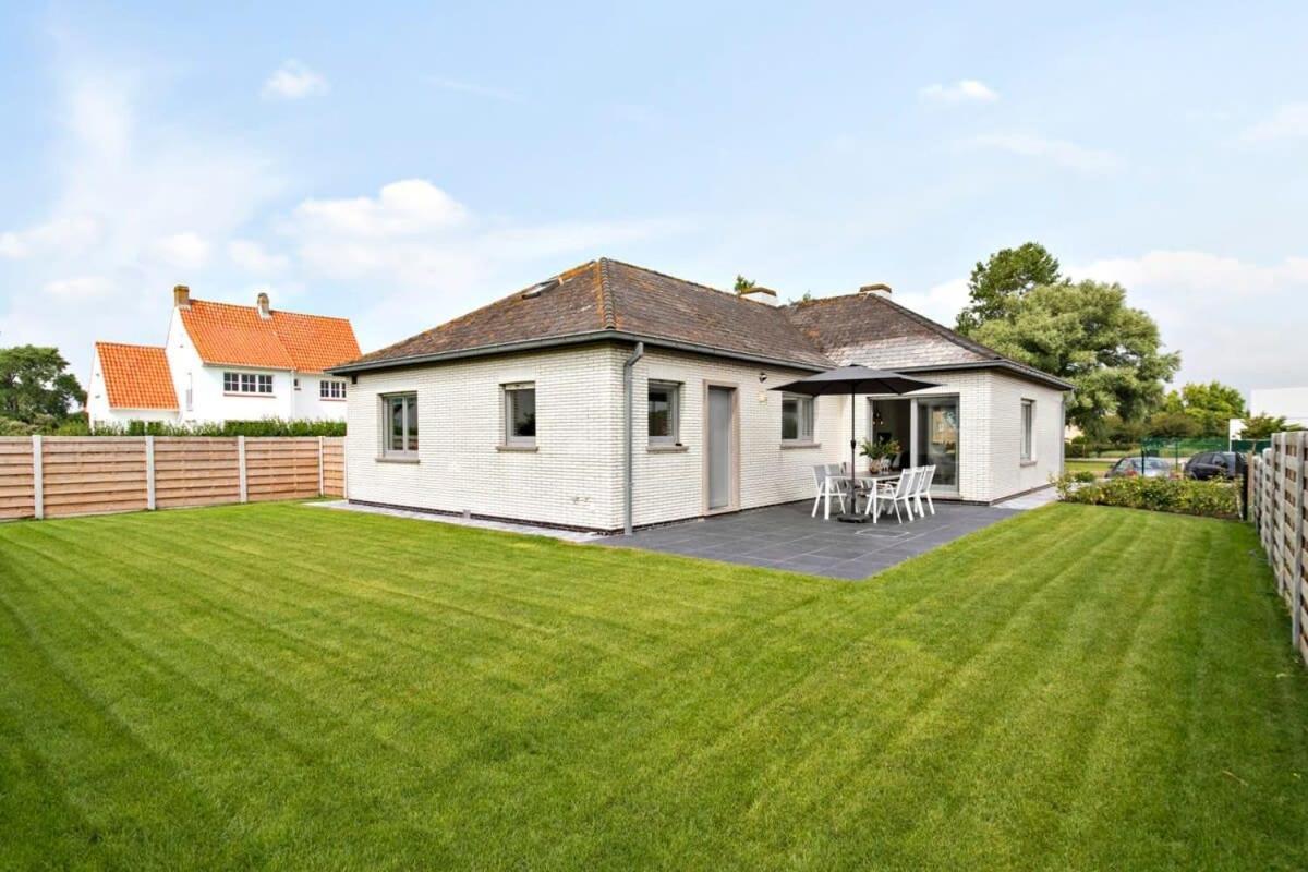 Huswell - Spacious Bungalow With Garden Near The Beach & Sea Middelkerke Exterior foto