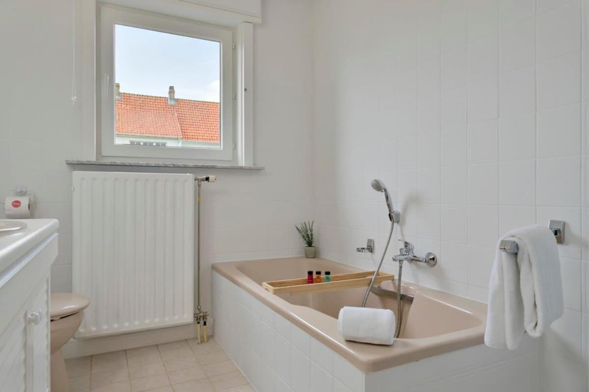 Huswell - Spacious Bungalow With Garden Near The Beach & Sea Middelkerke Exterior foto